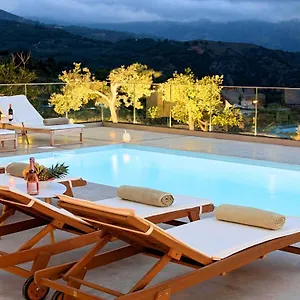 Villa Barozziana Private Heated Pool & Jacuzzi, Rethymno (Crete)
